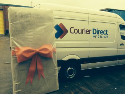 Ed's Stone replica prize delivered by Courier Direct